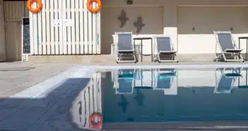 Pourquoi posséder un local technique pour sa piscine est une excellente idée ?